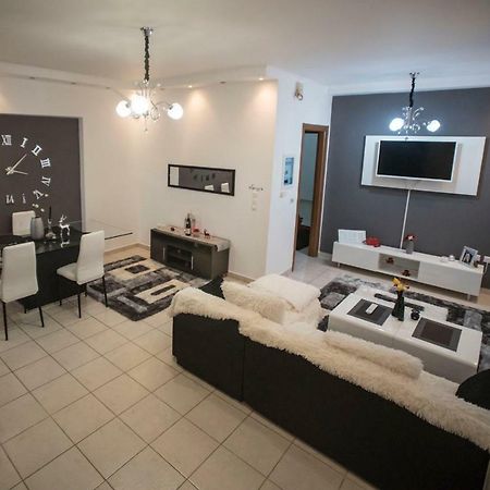Cristal Apartment Corinth Екстериор снимка